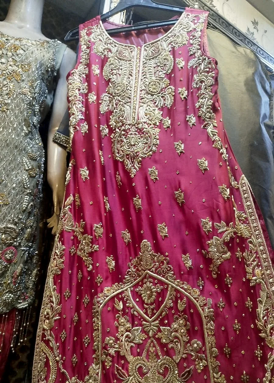 Mahria Boutique animated dress preview